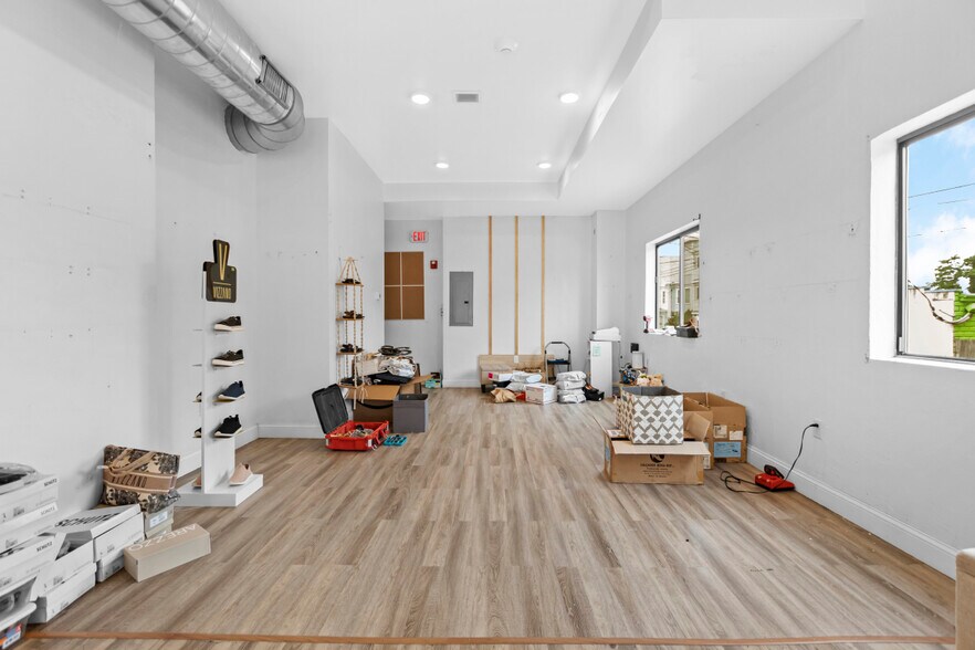 More Photos Of 236-242 Main St, Malden Storefront Retail Residential For Lease