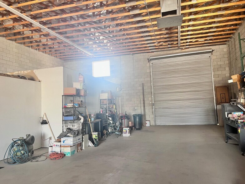 More Photos Of 2952 Marco St, Las Vegas Warehouse For Lease