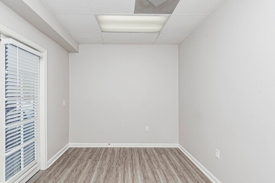 More Photos Of 7423 Picardy Ave, Baton Rouge Medical For Lease