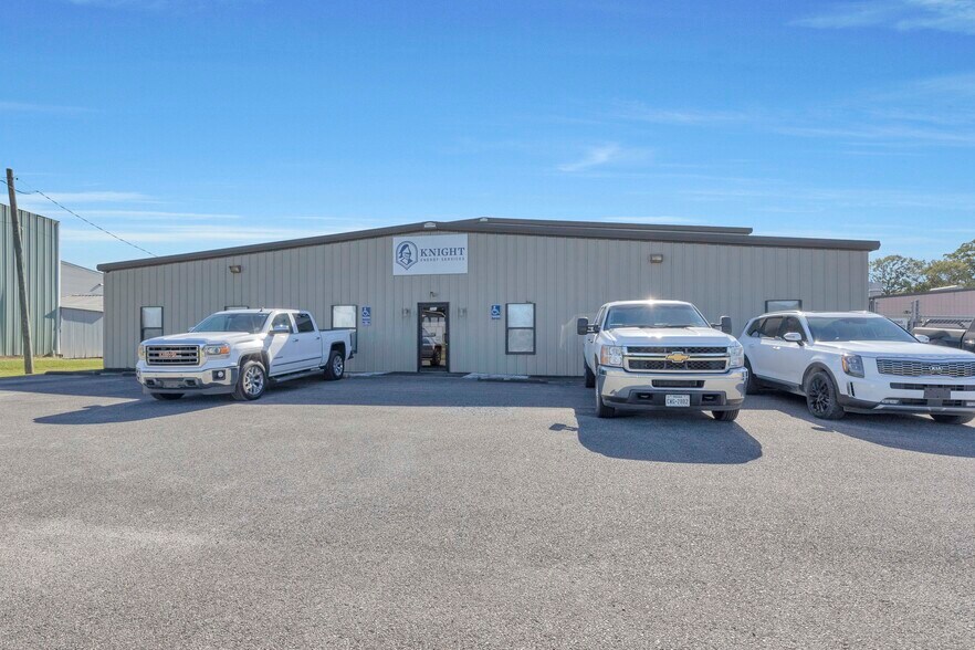 More Photos Of 200-251 Rousseau Rd rd, Youngsville Warehouse For Sale