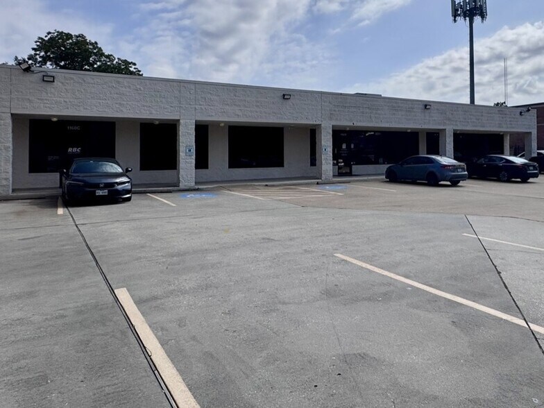 Primary Photo Of 1160 Blalock Rd, Houston Freestanding For Lease