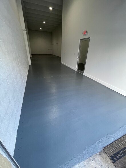 More Photos Of 6450-6464 NW 77th Ct, Miami Industrial For Lease