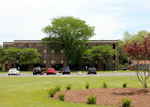 More Photos Of 21141 Governors Hwy, Matteson Medical For Lease