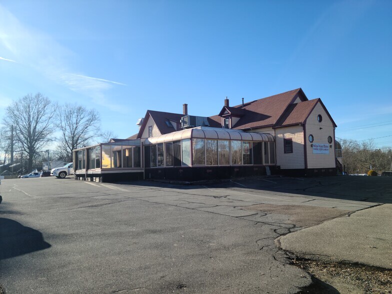 More Photos Of 115 S Main St, West Bridgewater Restaurant For Sale
