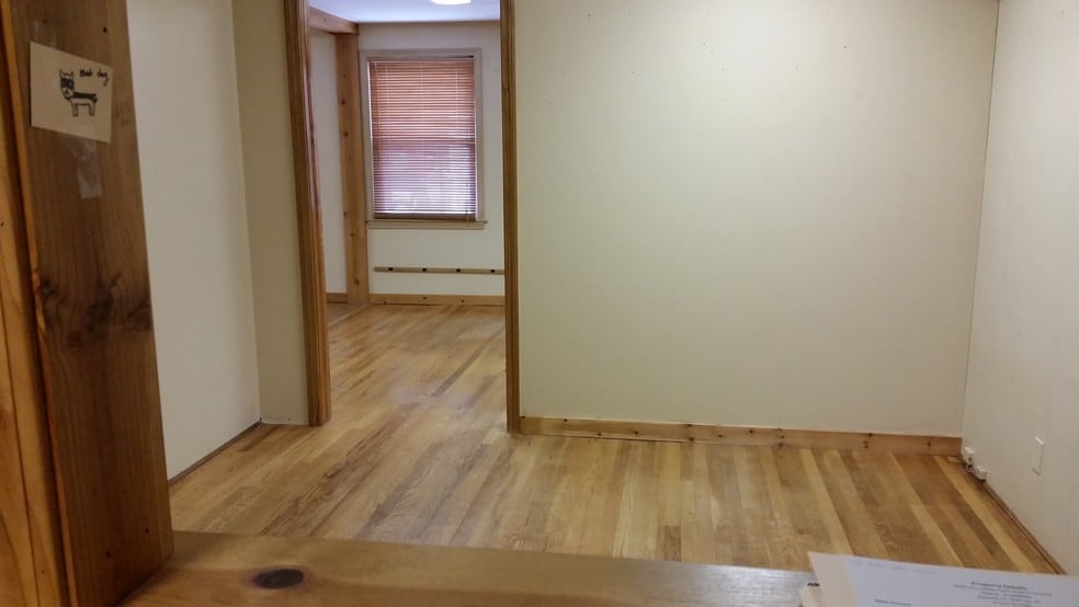 More Photos Of 35 N Main St, Southington Medical For Lease