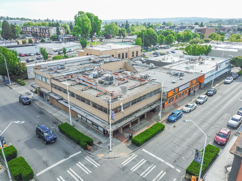 More Photos Of 811-825 S 3rd St, Renton Storefront Retail Office For Lease