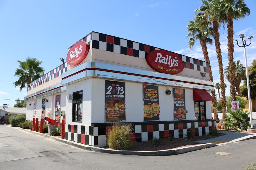 More Photos Of 1900 E Charleston Blvd, Las Vegas Fast Food For Sale