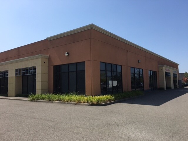 More Photos Of 800 Lindberg Ln, Petaluma Warehouse For Lease