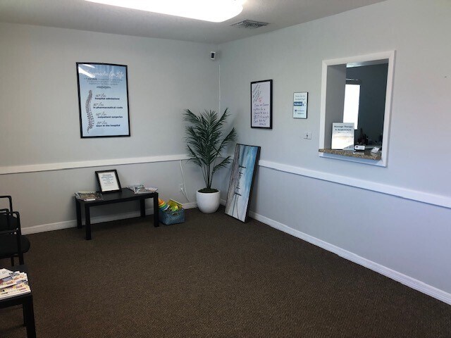 More Photos Of 795 Crestview Cir, Port Charlotte Medical For Sale