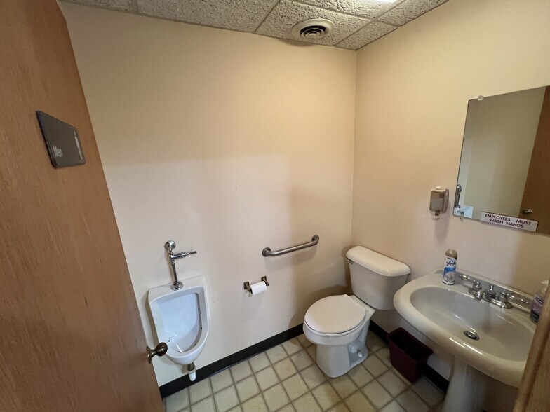 More Photos Of 155 Mount Pleasant Rd, West Newton Medical For Sale