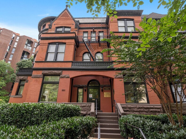 More Photos Of 1011 New Hampshire Ave NW, Washington Office For Sale