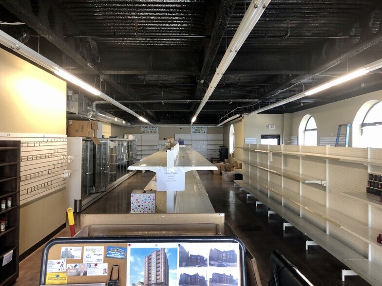 More Photos Of 5710 4th Ave, Kenosha Apartments For Lease