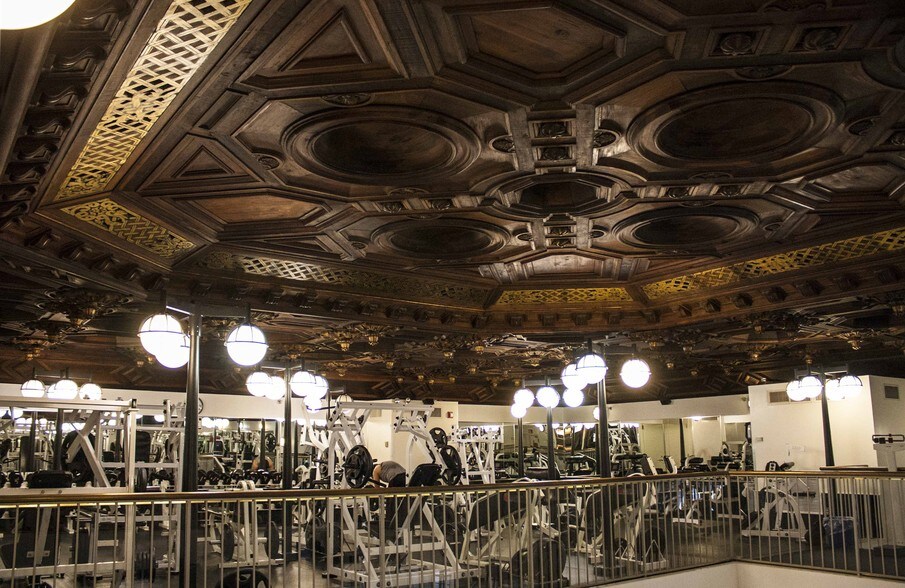 More Photos Of 1435-1441 Walnut St, Philadelphia Office For Lease