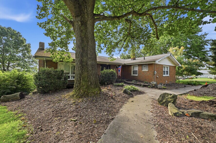 More Photos Of 2637 S Cleveland Massillon Rd, Barberton Winery Vineyard For Sale