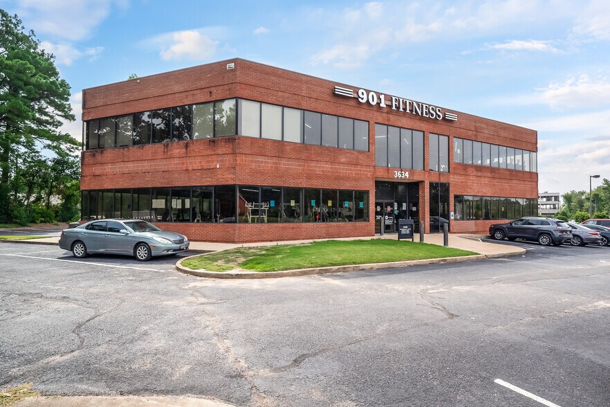 More Photos Of 3634 Austin Peay Hwy, Memphis Medical For Lease