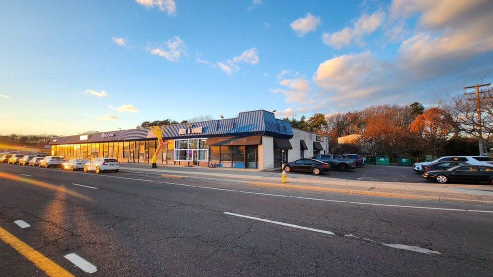 More Photos Of 4481-4517 Sunrise Hwy, Bohemia Storefront For Sale