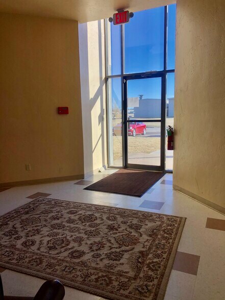 More Photos Of 1710 Charles Allen Dr, Chickasha Manufacturing For Sale