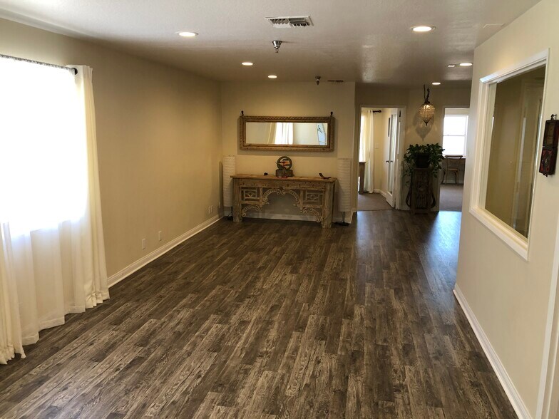 More Photos Of 34700 Pacific Coast Hwy, Dana Point Medical For Lease