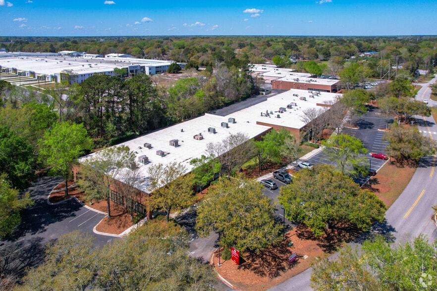 More Photos Of 3860 Faber Place Dr, North Charleston Office For Lease