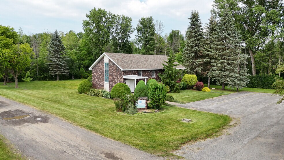 More Photos Of 228 Tom Miller Rd, Plattsburgh Flex For Sale