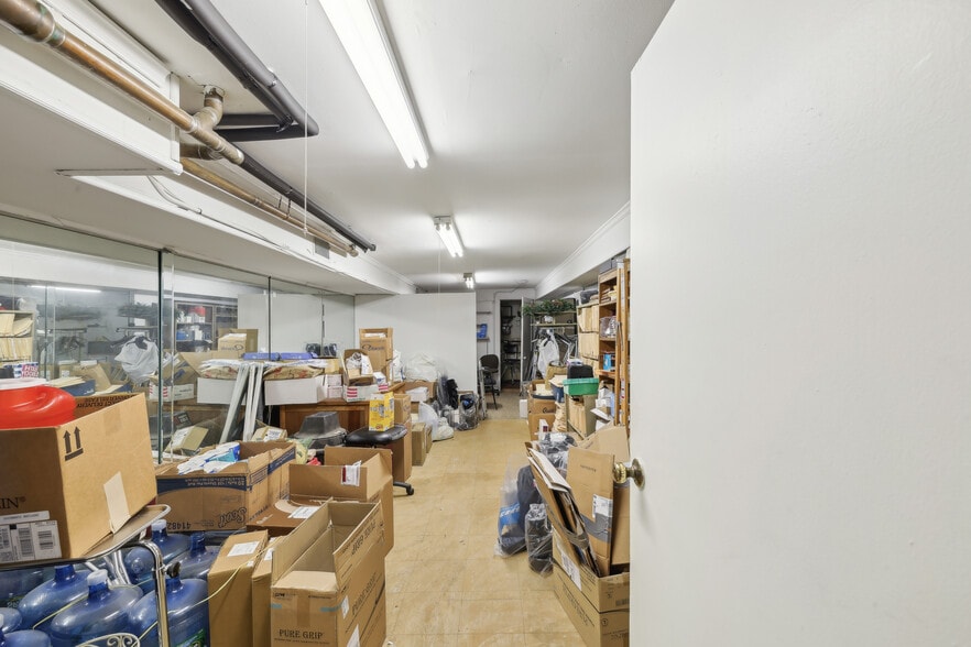 More Photos Of 135 Mamaroneck Ave, Mamaroneck Office For Sale