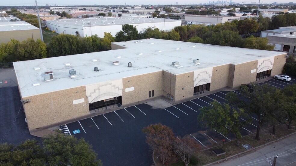 More Photos Of 2709-2715 Electronic Ln, Dallas Distribution For Sale