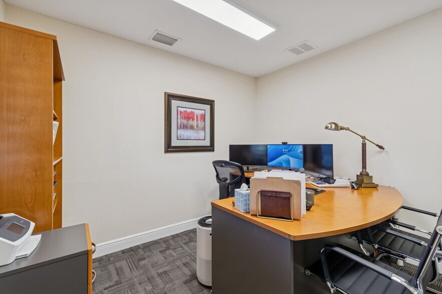 More Photos Of 5308 Central Ave, Saint Petersburg Office Residential For Sale