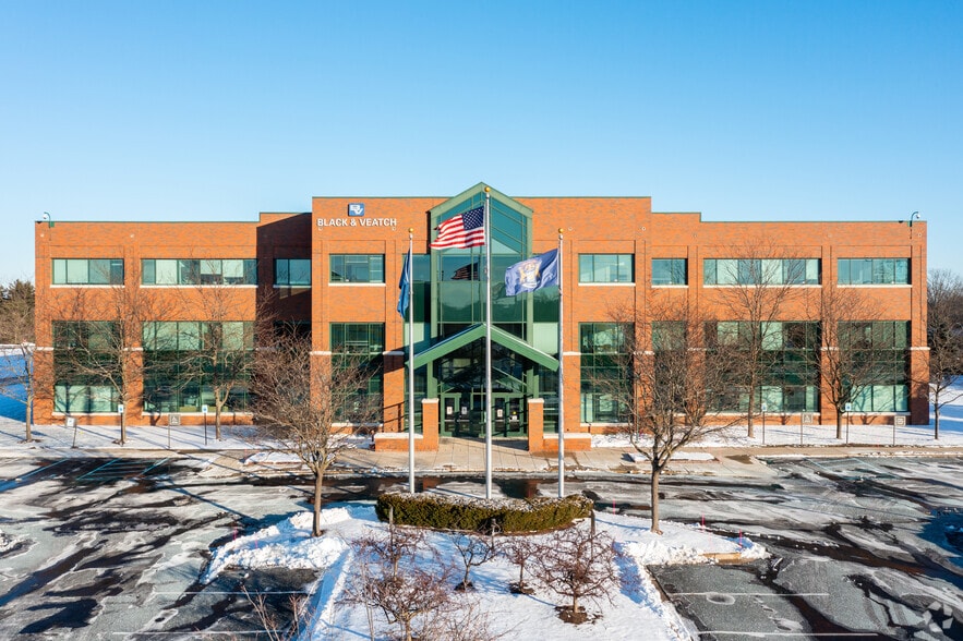 More Photos Of 3550 Green Ct, Ann Arbor Office For Sale