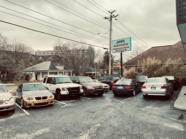 More Photos Of 803 Church St, Decatur Auto Repair For Sale