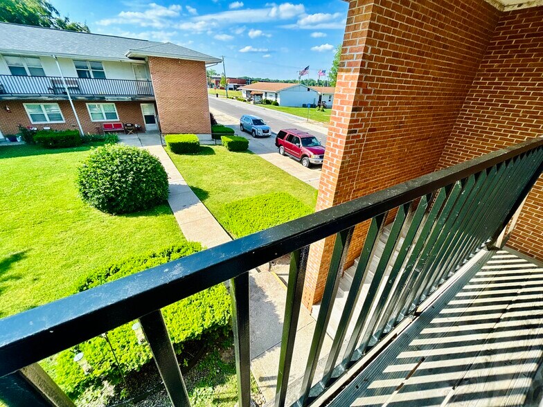 More Photos Of 207 S Main St, Louisiana Apartments For Sale