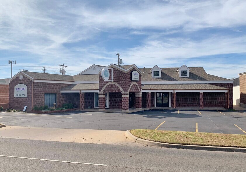 Primary Photo Of 7917 N May Ave, Oklahoma City Freestanding For Sale