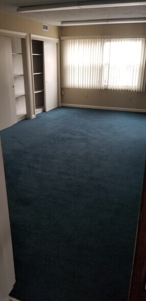 More Photos Of 555 Pleasant St, Brockton Office For Lease