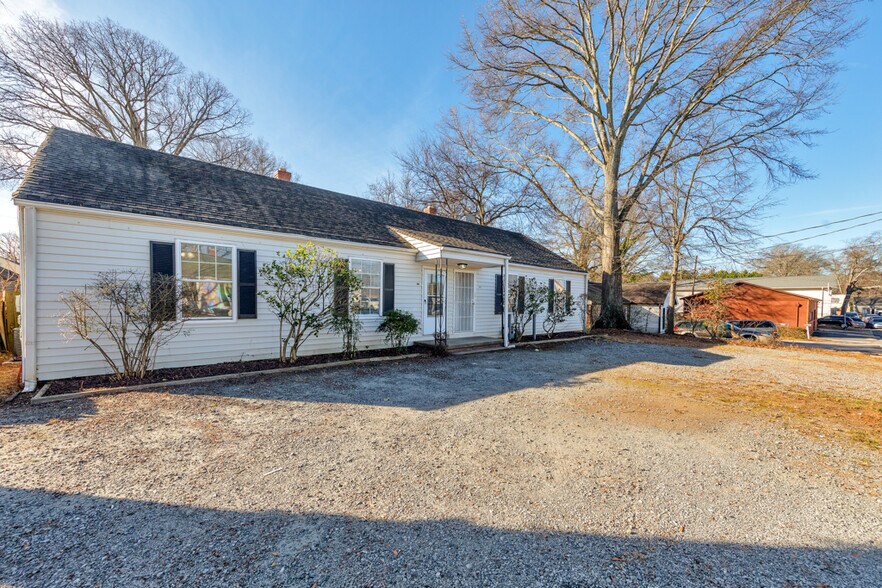 More Photos Of 610 Armstrong St SE, Marietta Multifamily For Sale