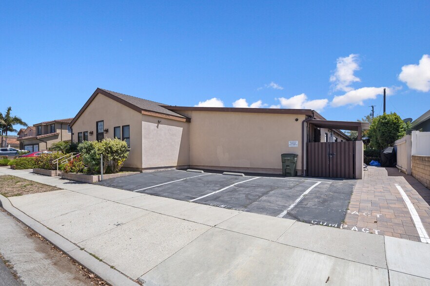 More Photos Of 2051 W 236th St, Torrance Religious Facility For Sale