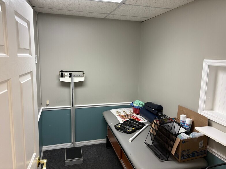 More Photos Of 2415 S Volusia Ave, Orange City Medical For Sale