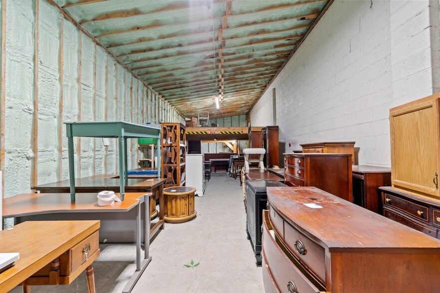 More Photos Of 398 Anthony St, Schenectady Warehouse For Sale