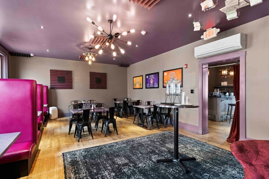 More Photos Of 26 W High St, Carlisle Office For Sale