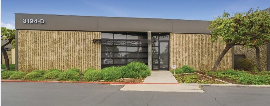 Primary Photo Of 3194 Airport Loop Dr, Costa Mesa Warehouse For Lease