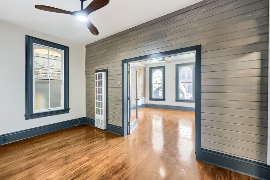 More Photos Of 1114 Washington Ave, Golden Storefront Retail Office For Lease