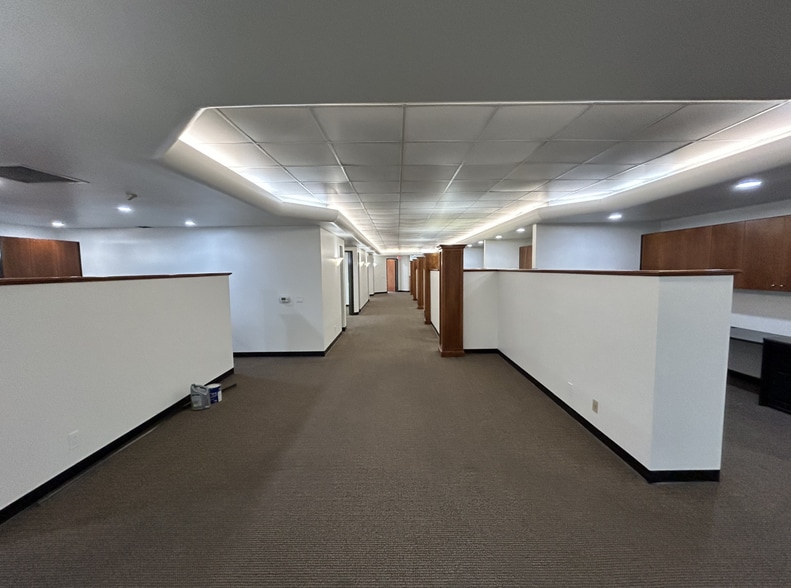 More Photos Of 20355 Hawthorne Blvd, Torrance Office For Lease