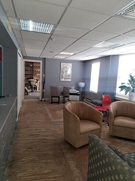 More Photos Of 194 S Broad St, Trenton Office Residential For Sale