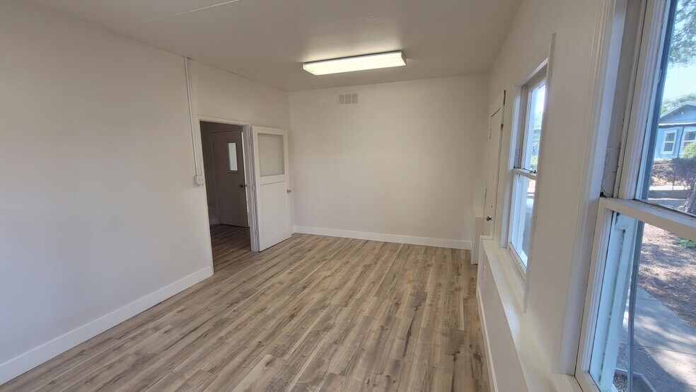 More Photos Of 3177 Guerneville Rd, Santa Rosa Office For Lease