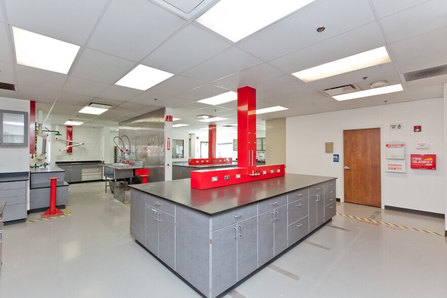 More Photos Of 365 32 Rd., Grand Junction Warehouse For Lease
