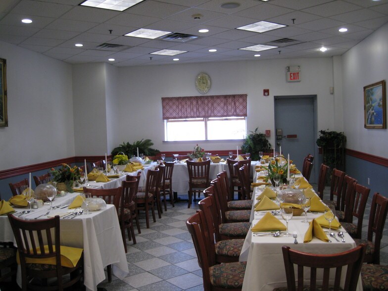 253 Mamaroneck Ave, White Plains, NY 10605 Restaurant For Sale