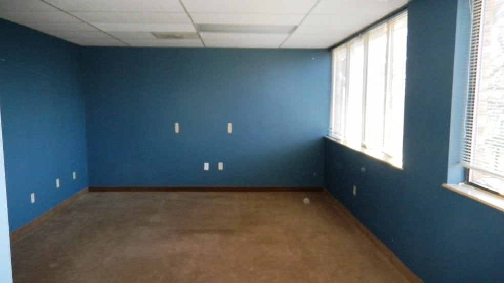 More Photos Of 849 Quince Orchard Blvd, Gaithersburg Medical For Lease