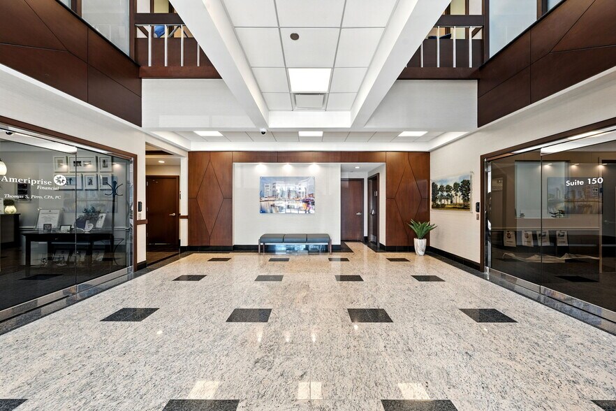 More Photos Of 700 Veterans Memorial Hwy, Hauppauge Unknown For Lease