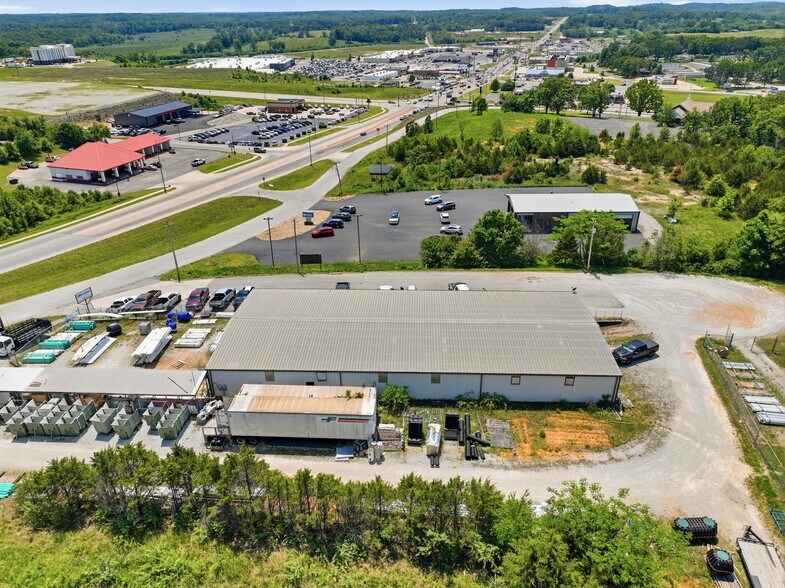 More Photos Of 1015 Preacher Roe Blvd, West Plains General Retail For Sale