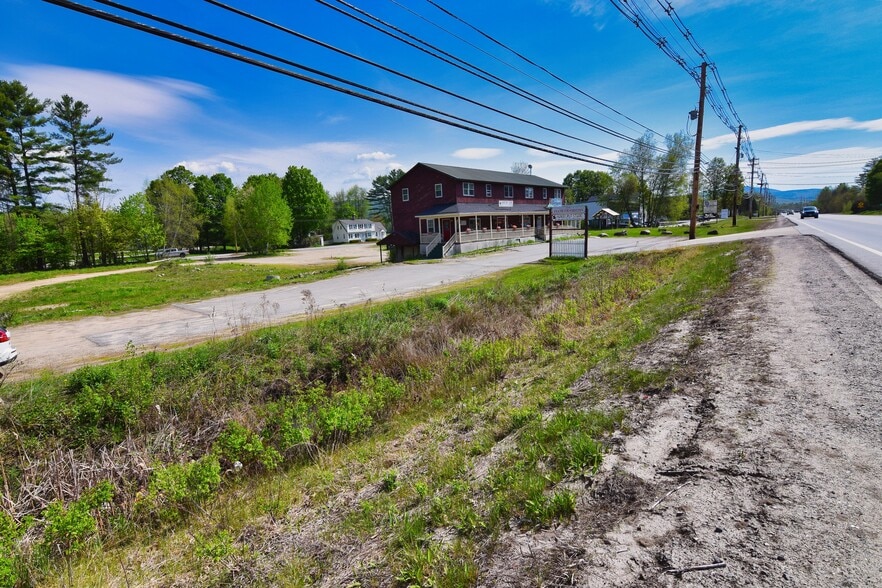 More Photos Of 584 Tenney Mountain Hwy, Plymouth Freestanding For Sale