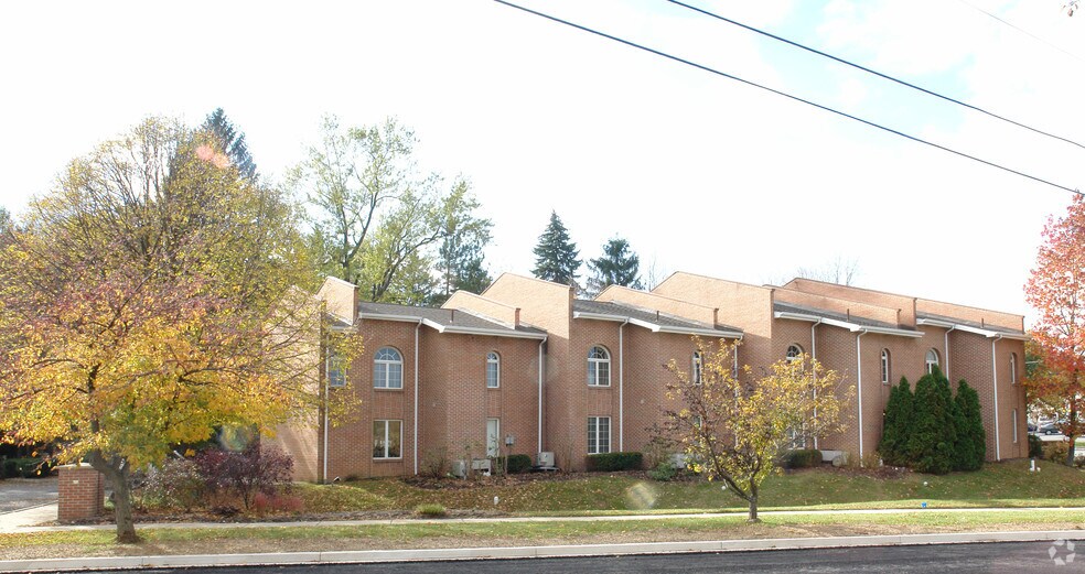 More Photos Of 1344-1374 S Atherton St, State College Office For Sale