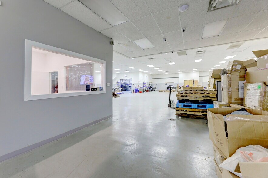 More Photos Of 174 Main Ave, Wallington Warehouse For Sale